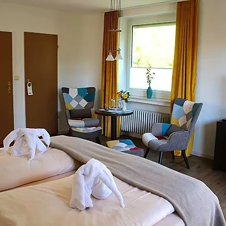 Hotel Garni Kroeger 3*