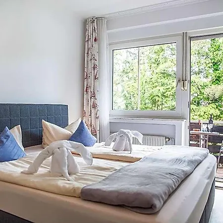 Hotel Garni Kroeger 3*