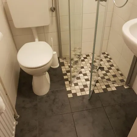 Hotel Garni Kroeger 3*
