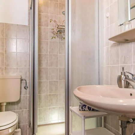 Hotel Garni Kroeger 3*